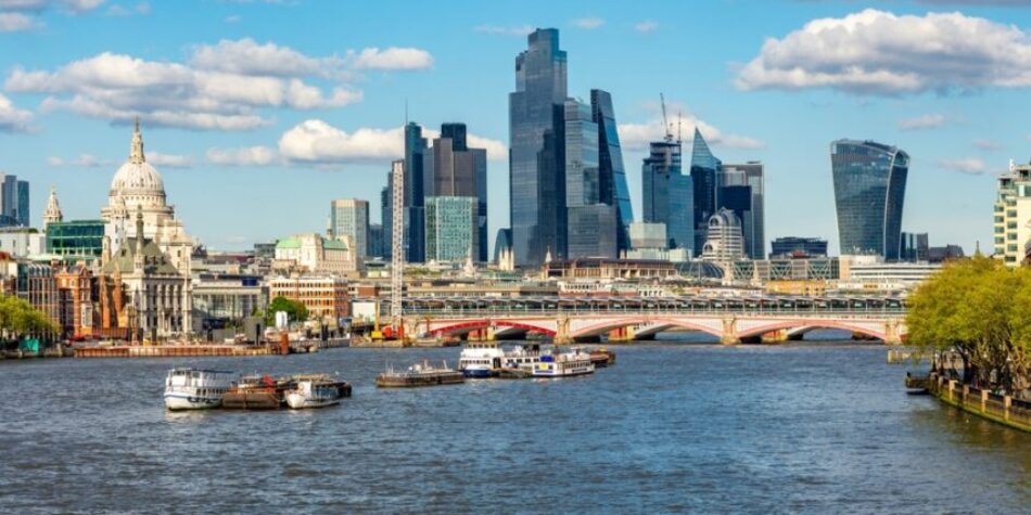 Stay Current on UK News - UKMediaHub